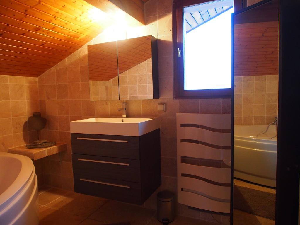 Greystone Chalet *
